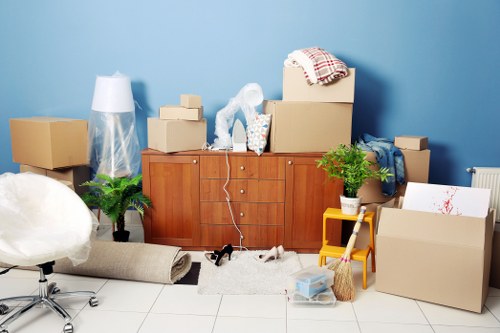 Removal van service for homes and businesses in Gallows Corner